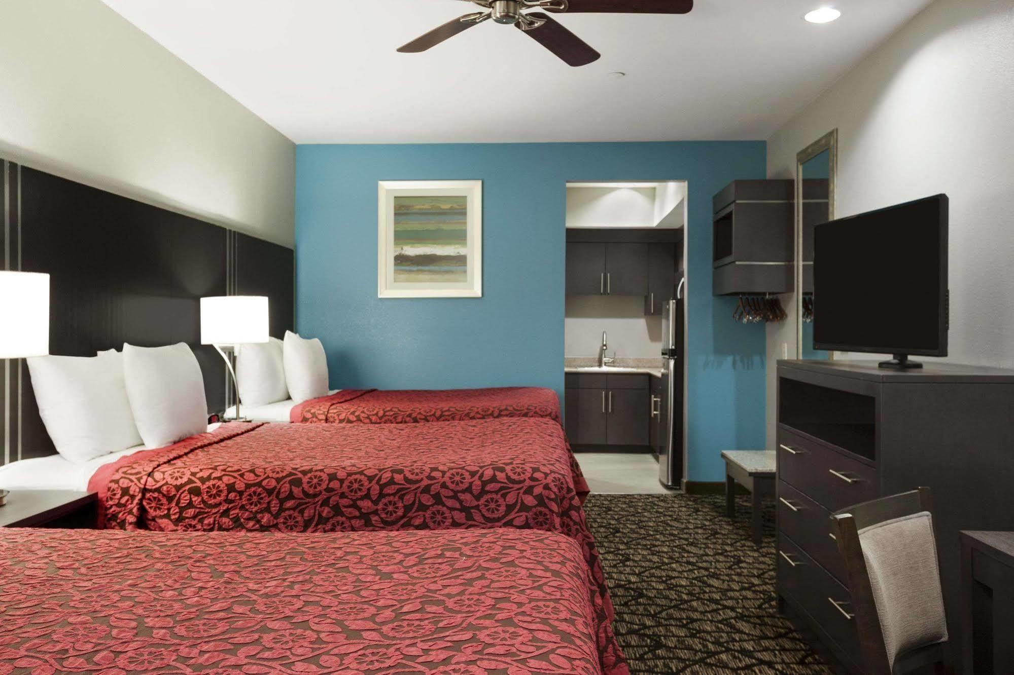 Days Inn & Suites By Wyndham Houston North-Spring Westfield Exteriér fotografie
