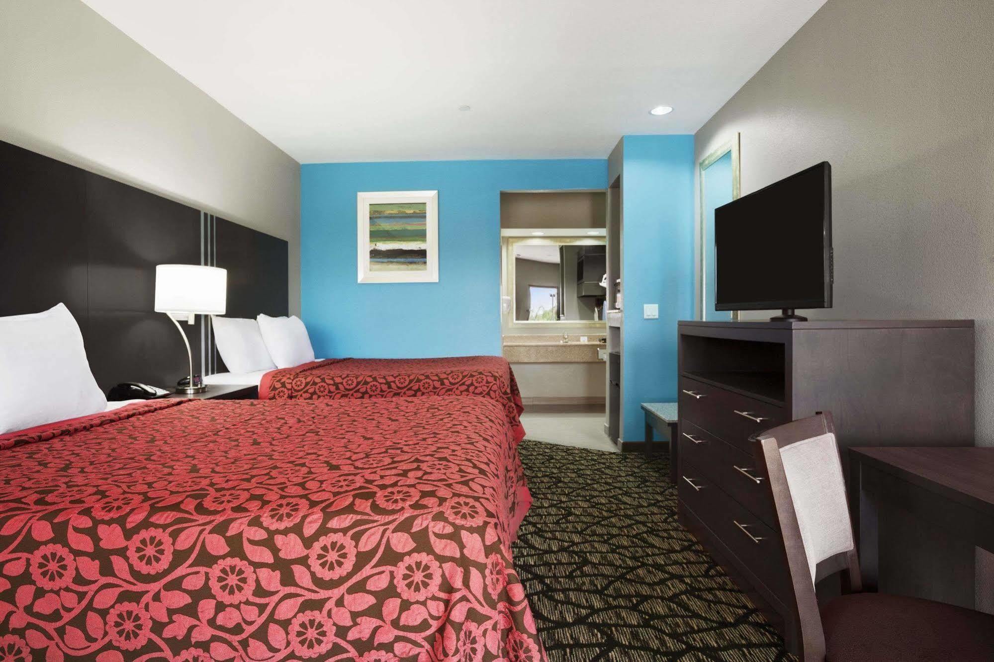 Days Inn & Suites By Wyndham Houston North-Spring Westfield Exteriér fotografie