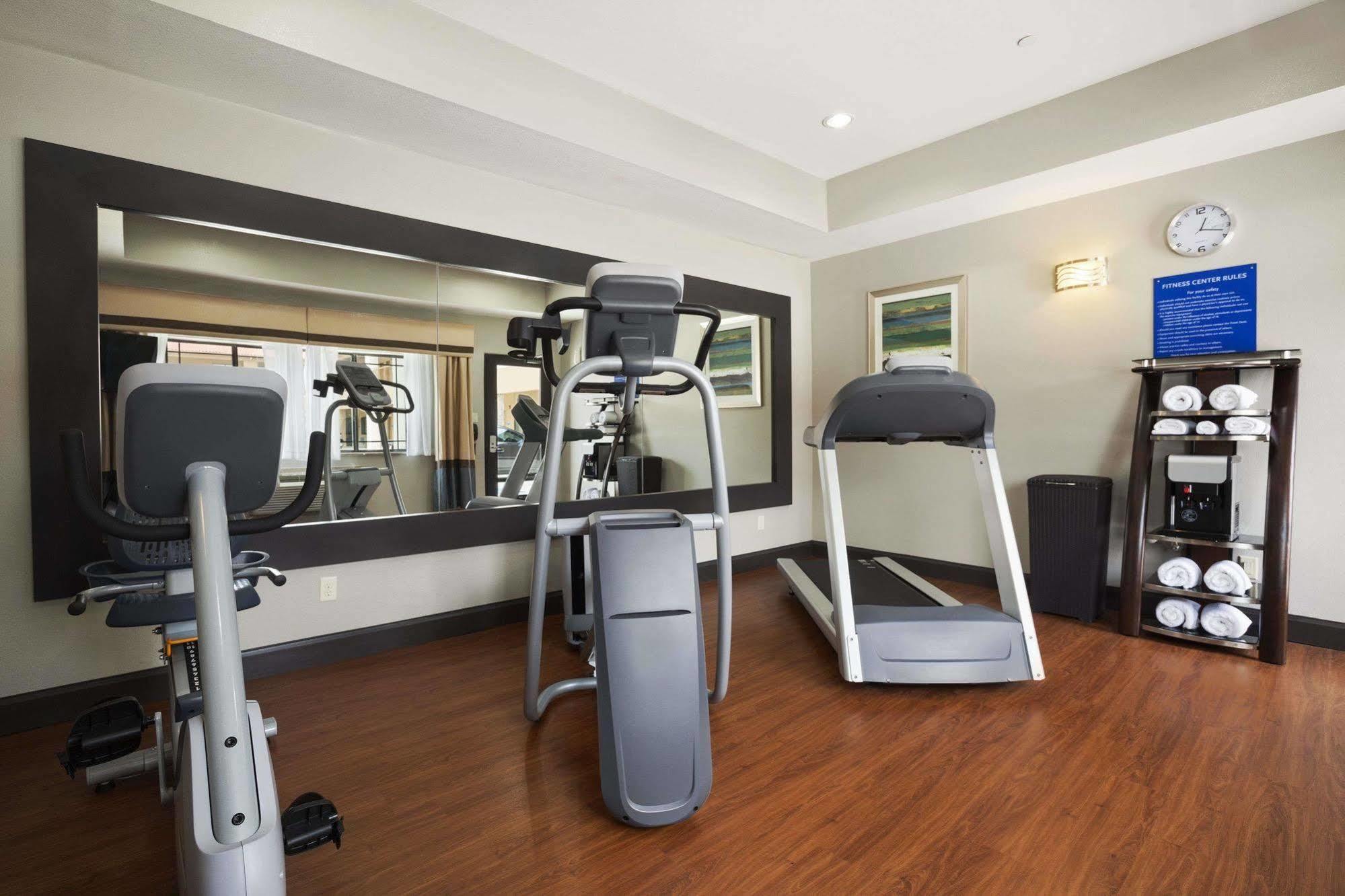 Days Inn & Suites By Wyndham Houston North-Spring Westfield Exteriér fotografie